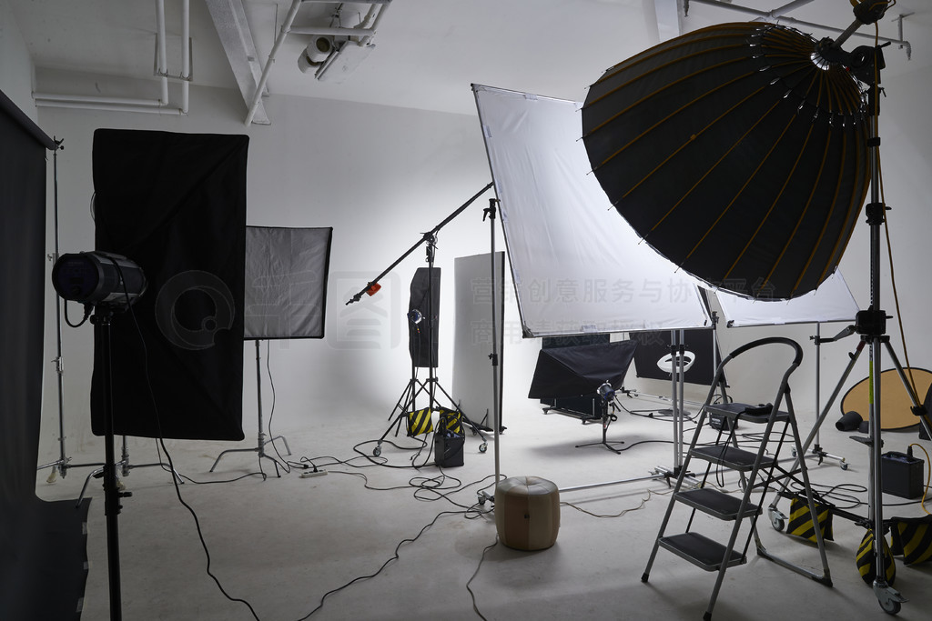 专业摄影棚产品实拍 高质量JPG资源免费下载